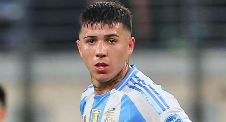Profil Enzo Fernandez: Biodata, Karier, Statistik, dan Prestasi