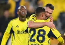 Prediksi Fenerbahce vs Konyaspor: Duel Sengit di Süper Lig 2026/27