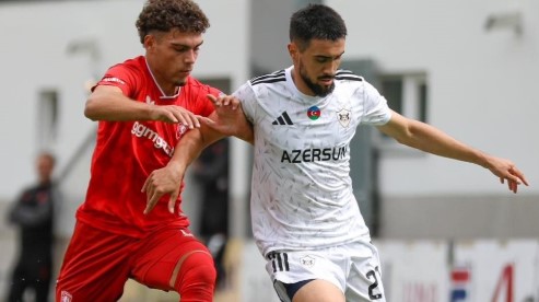Prediksi Twente vs Qarabag: Duel Sengit di Play-off Conference League