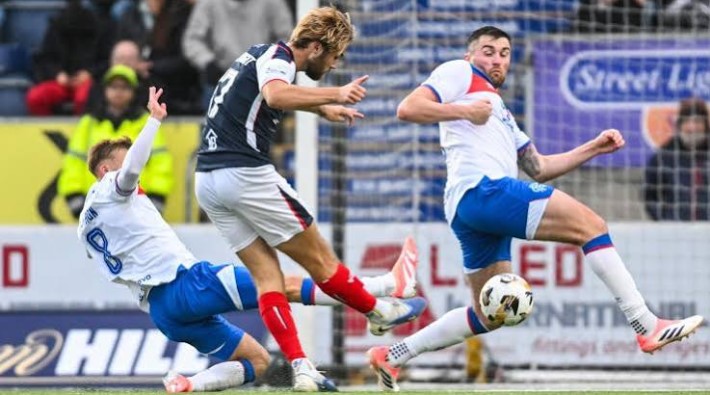 Prediksi Falkirk vs Rangers: Analisis, Statistik, H2H, dan Skor