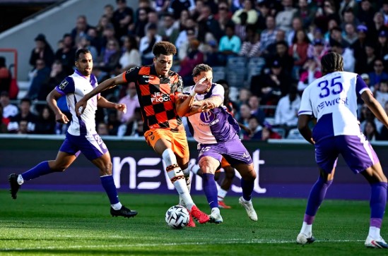 Prediksi Lorient vs Toulouse: Performa, Statistik, dan H2H