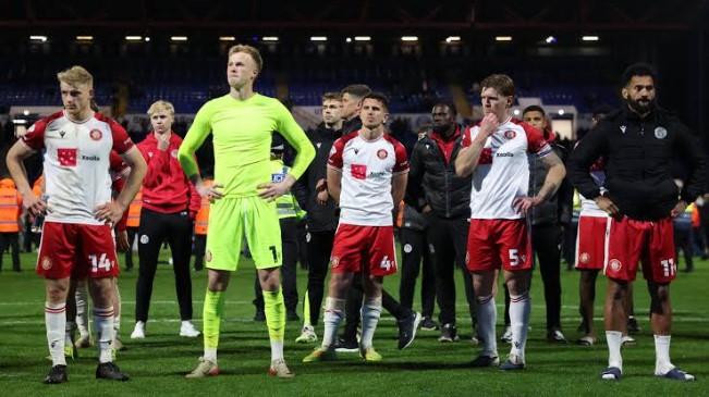 Prediksi Stevenage vs Luton Town: Statistik, H2H, dan Line Up